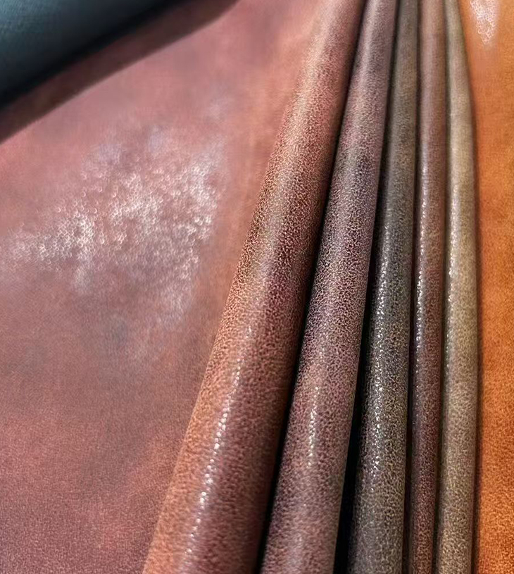 Plumelles Premium Leather Selection 3